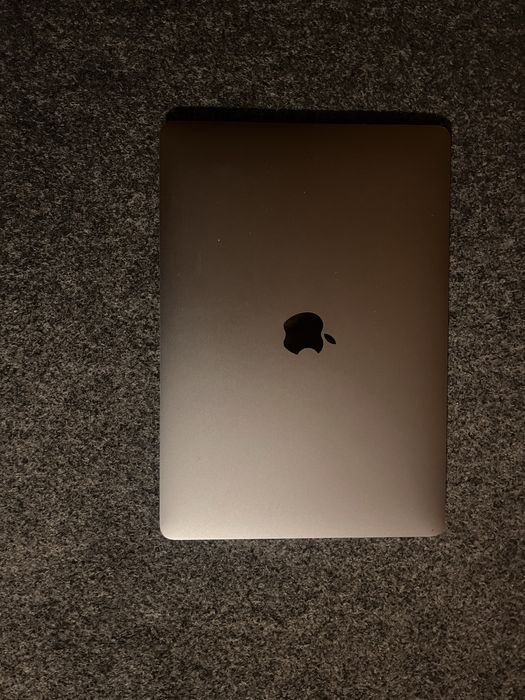 MacBook Pro 13” 2019 i5 1.4GHz 8GB 256GB SSD