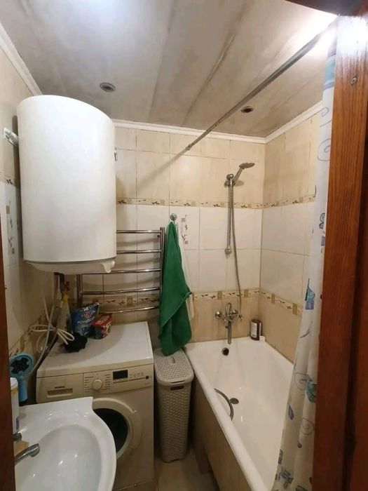 Трикімнатна квартира на другому поверсі