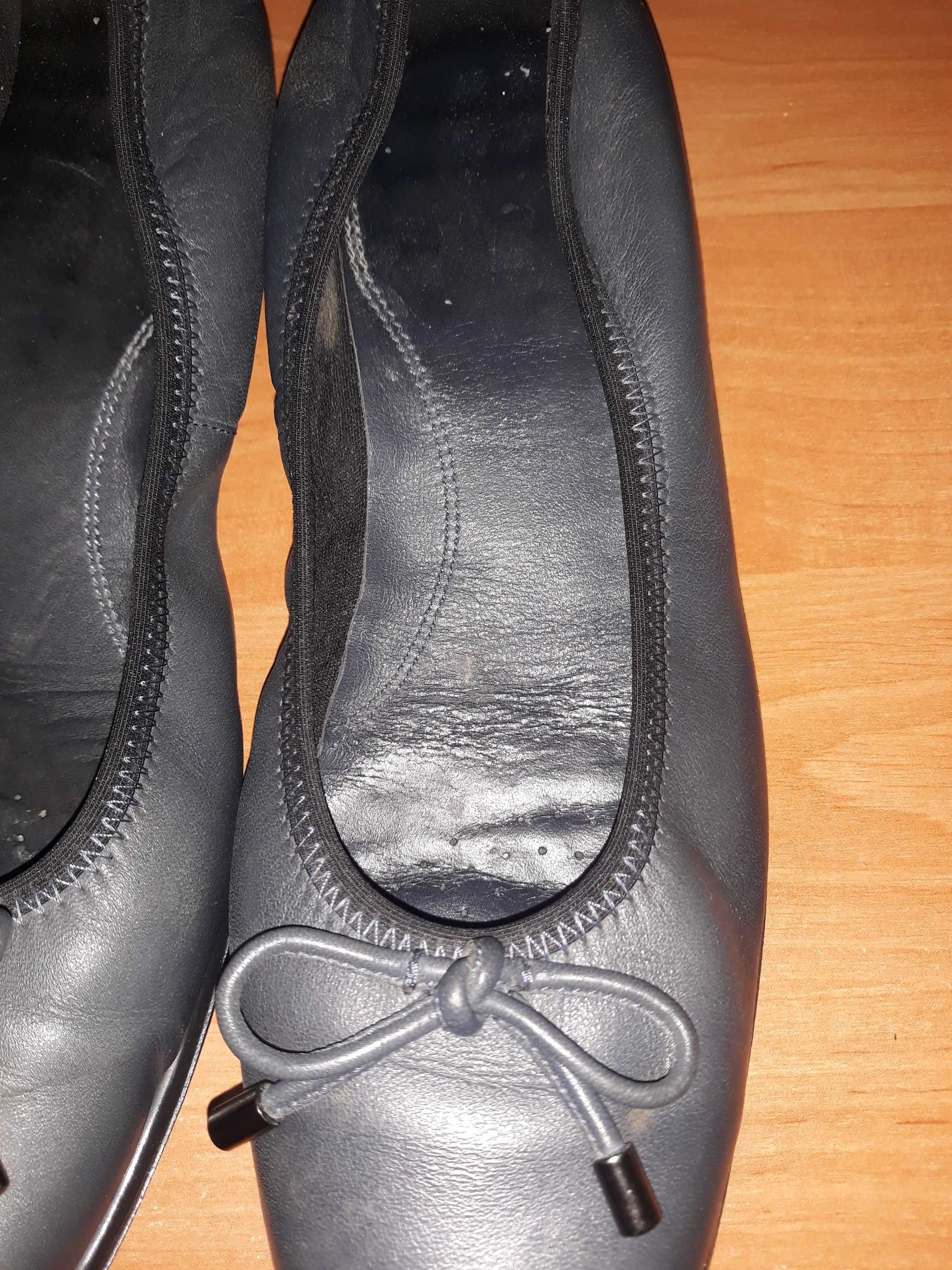 Туфли из натуральной кожи темно-синего цвета размер 37