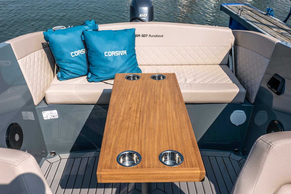 Łódź motorowa Corsiva 607 Runabout / 2025 / FV