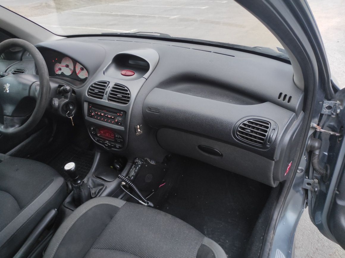 Peugeot 206 ,2005r 1.4HDI