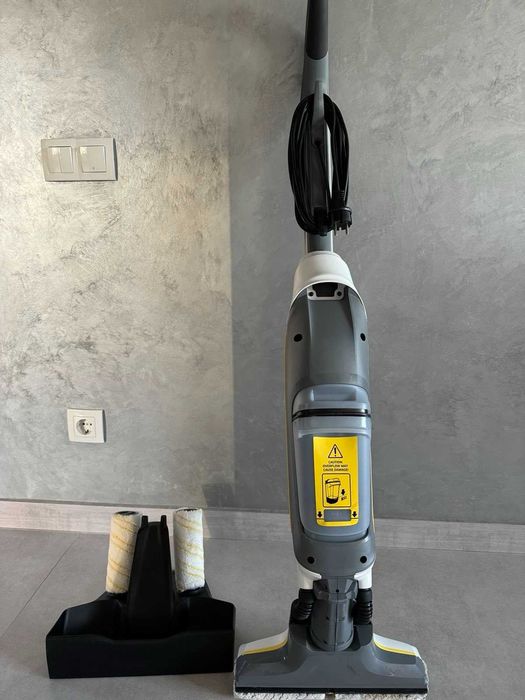 Підлогомийна машина