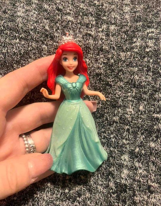 Игрушка мини фигурка кукла принцесса дисней русалочка ариэль mattel