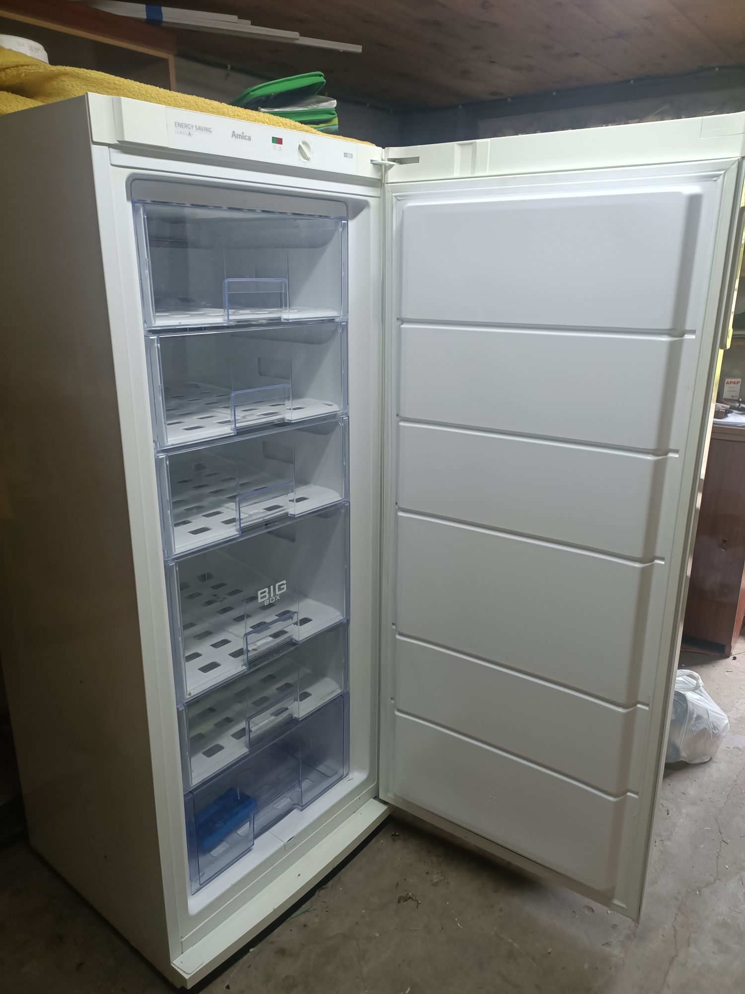 Sprzedam zamrażarkę- Amica Energy Saving, CLASA A+