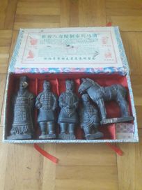 Figurki chińskie
