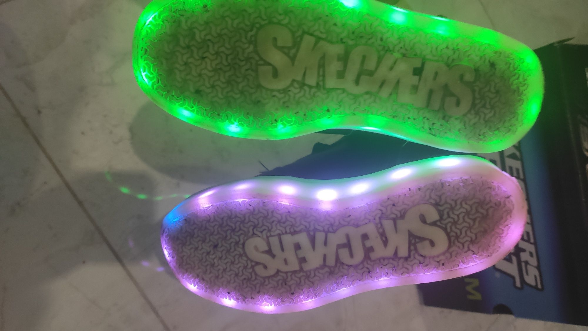 Кроссовки Skechers Energy Lights