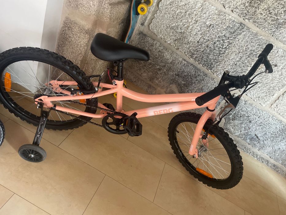 Bicicleta berg rapariga