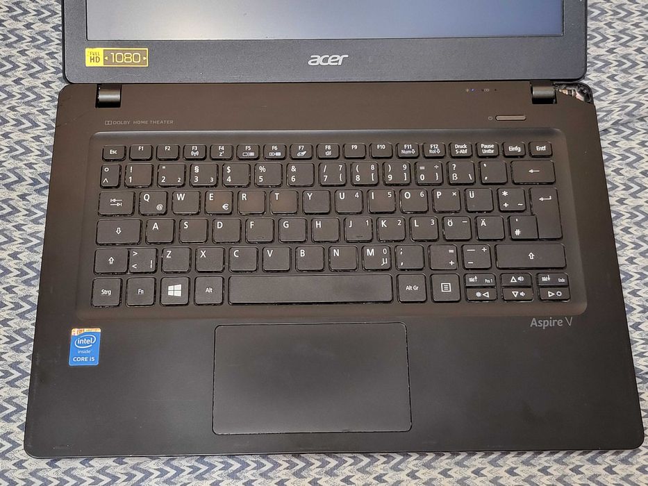 Acer V3-371 Під відновлення або на запчастини