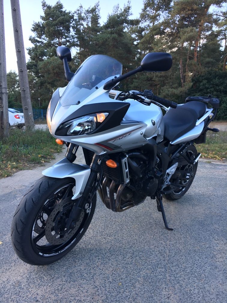 Yamaha FZ6 S2 FAZER LeoVince