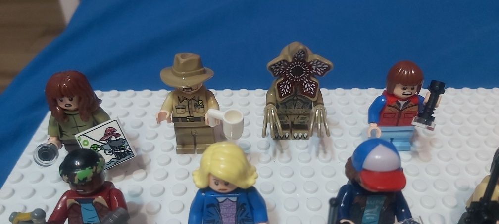 Klocki figurki stranger Klocki figurki stranger things 8 sztuk