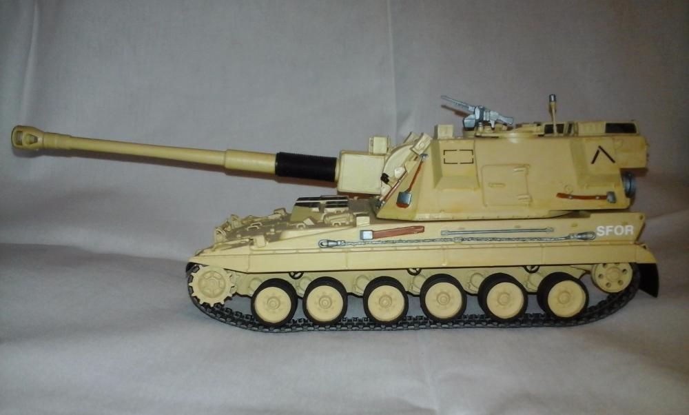 Модель британской САУ AS-90 1:35 Trumpeter