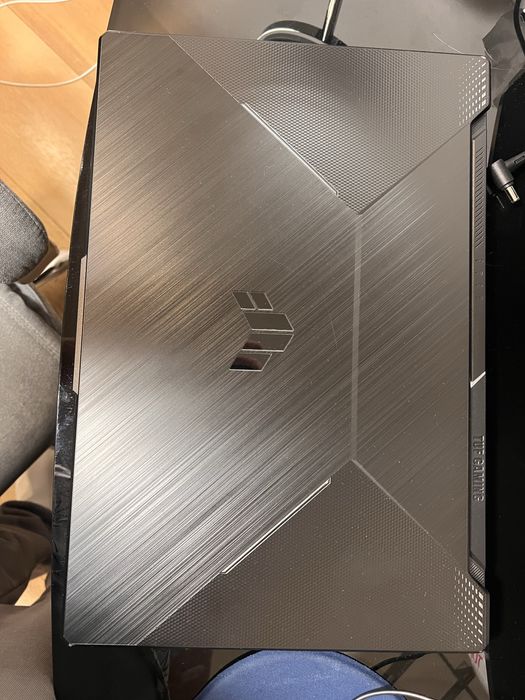 Asus tuf gaming A17 FA706IHR-HX029