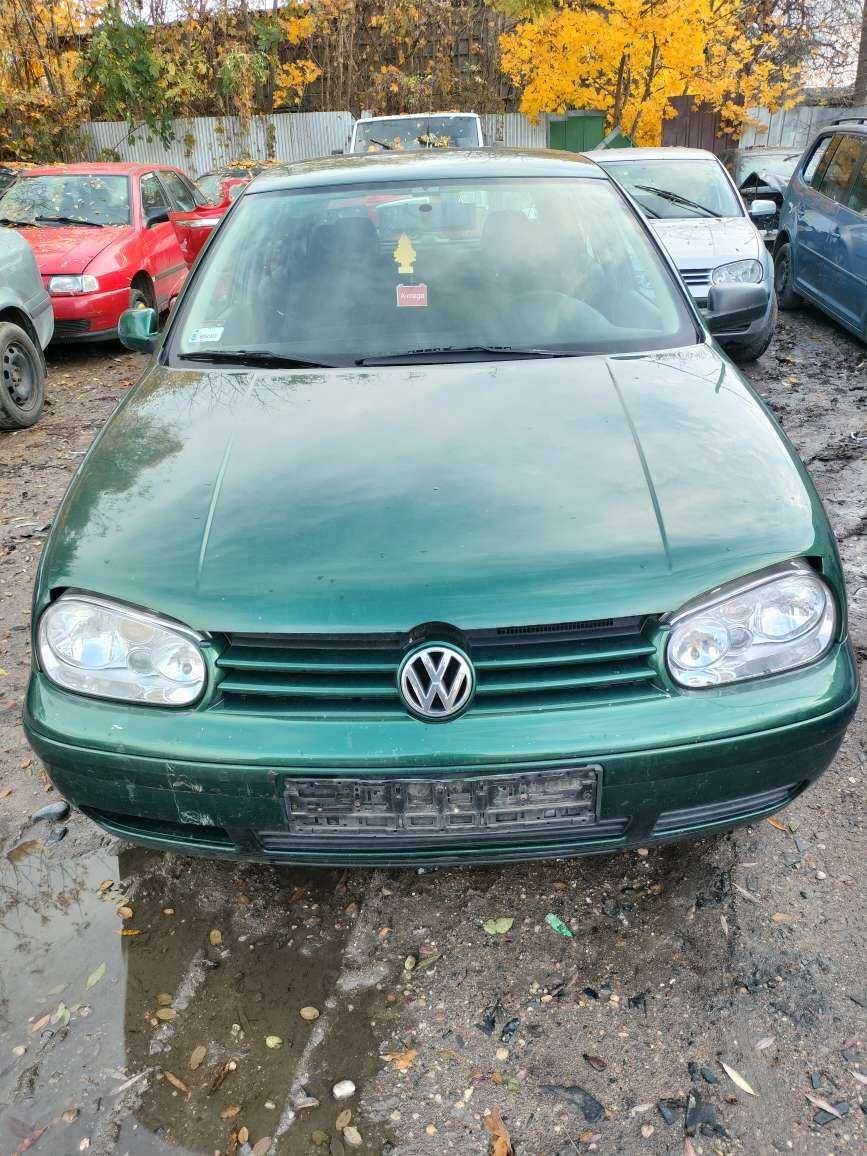 Vw Golf IV 1.9 tdi błotnik drzwi klapa lampa maska zderzak części