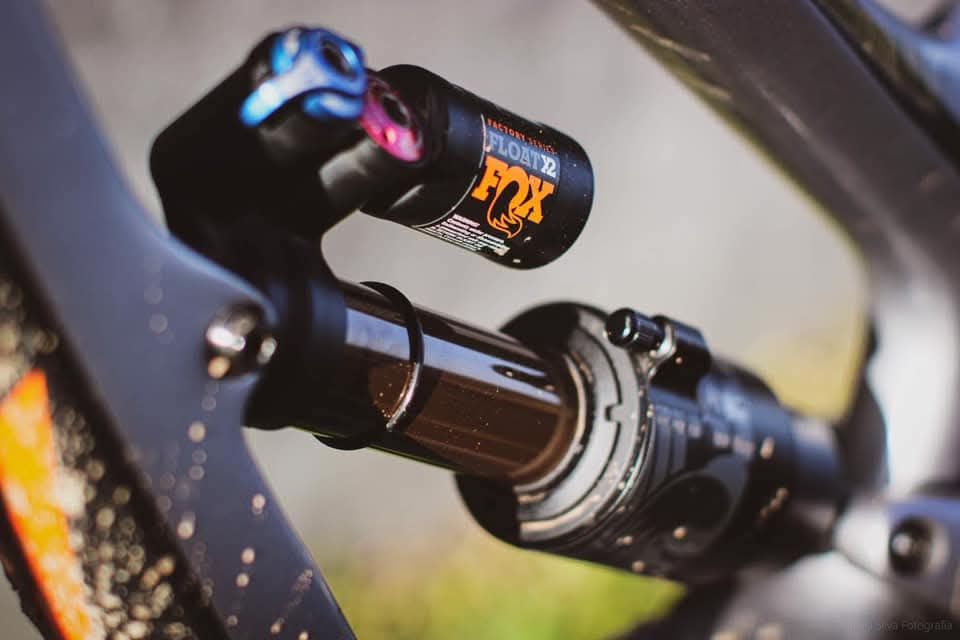 Yt Capra pro race 2018 roda 29"