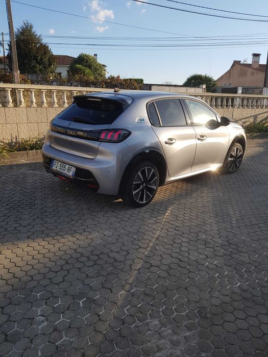 Peugeot e-208 GT 136cv 2021 c/iva
