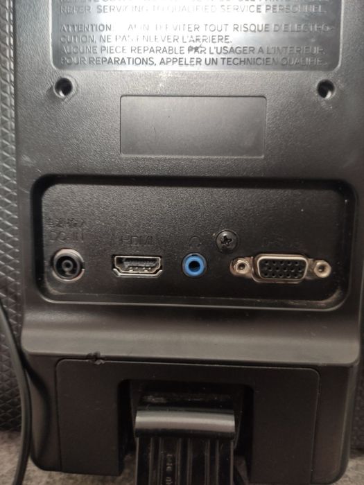 Продам монитор LG 23 MP65HQ-PA с полоской на матрице