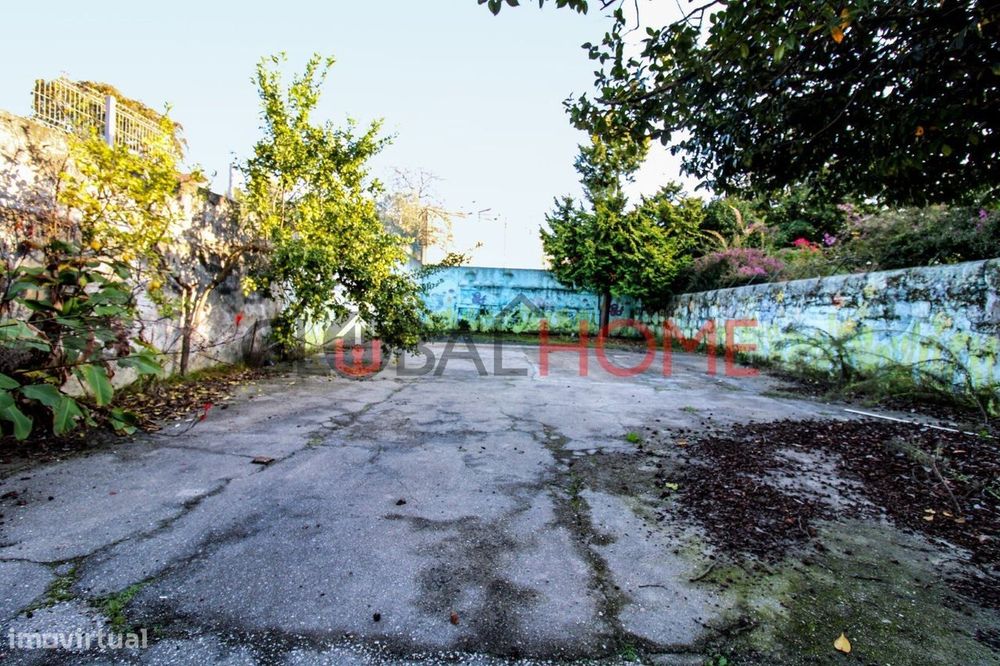 Moradia - Costa Cabral - P/ Recuperar!