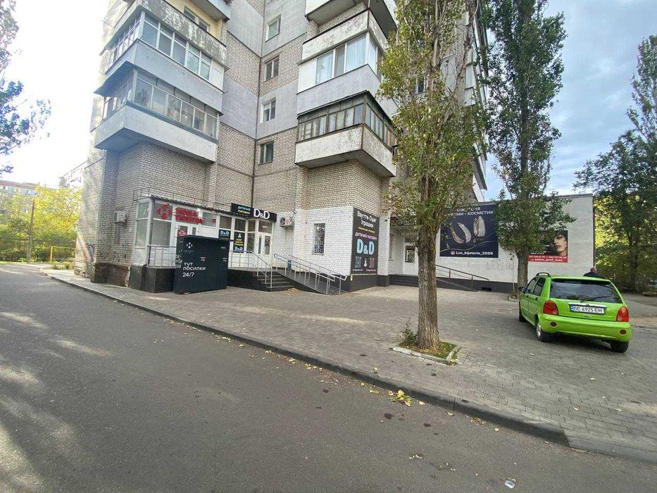 Ліски Карпенко торгове приміщення 105 кв.м. прохідняк фасад