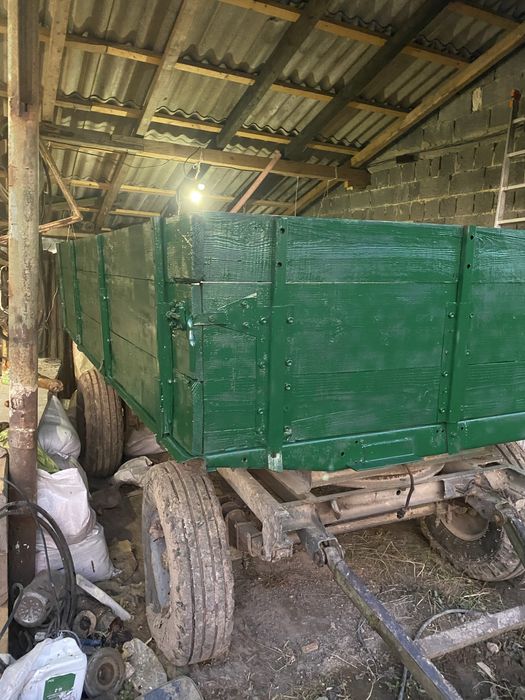 Прицеп тоакторний 2ПТС4