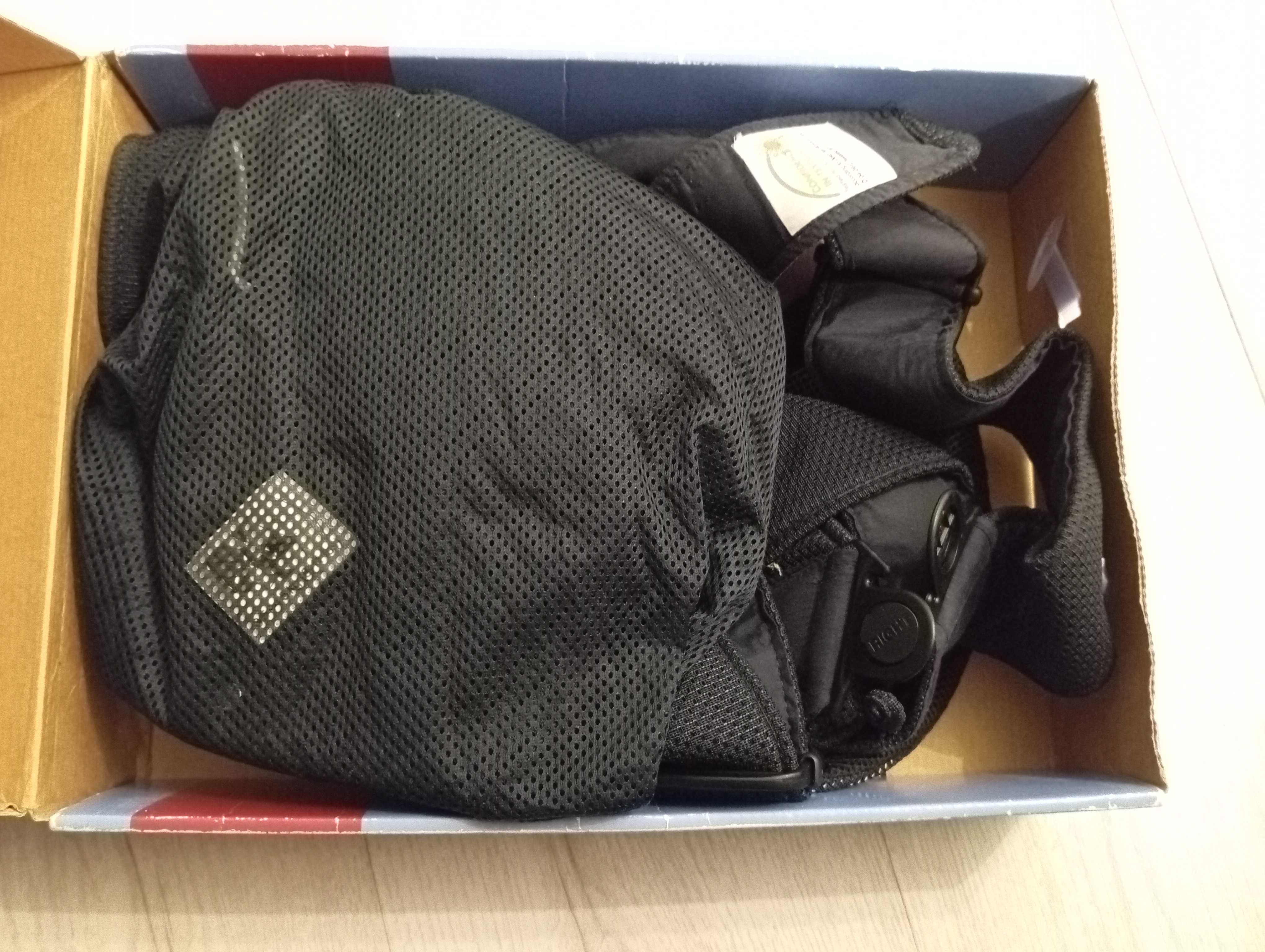 Nosidełko BabyBjorn Active 0+ dla dziecka do 12 kg mesh