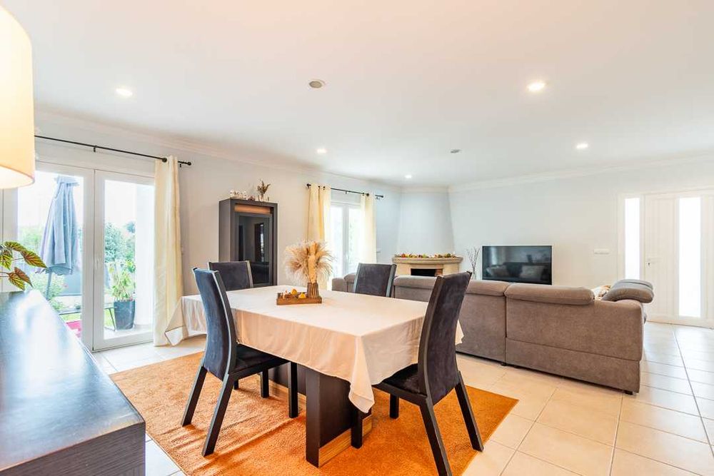 Moradia Familiar T5 em Esposende