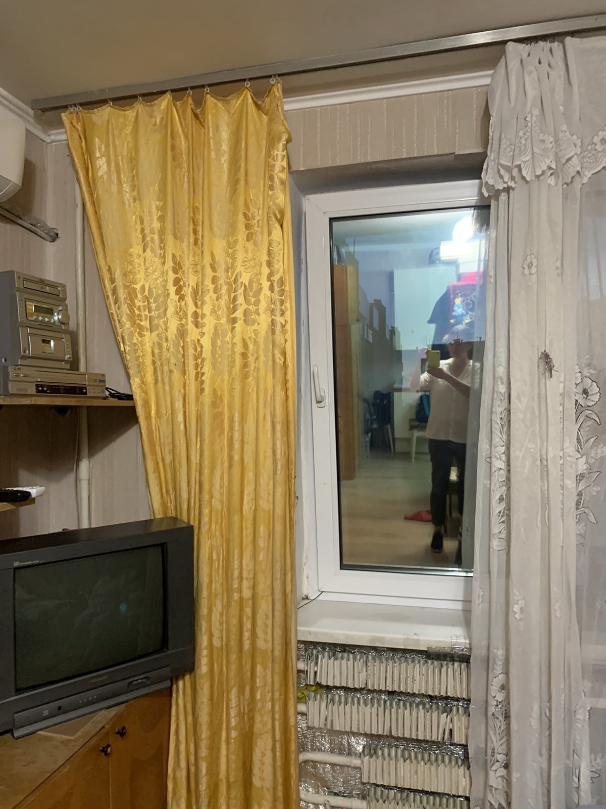 Продам кімнату Грушевського