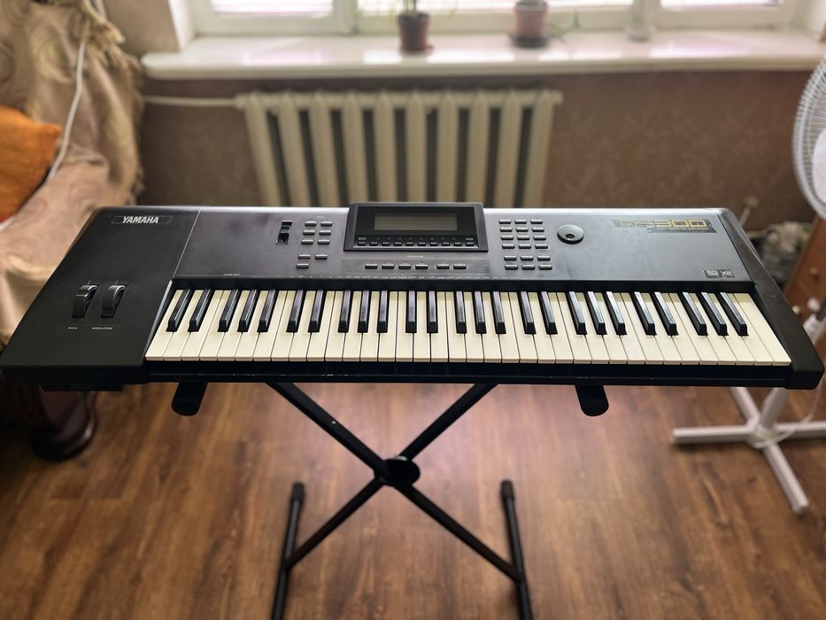 Yamaha QS 300 Секвенсер