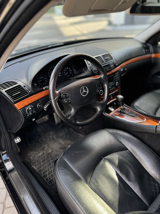 Мерседес 211 3.0 газ/бенз