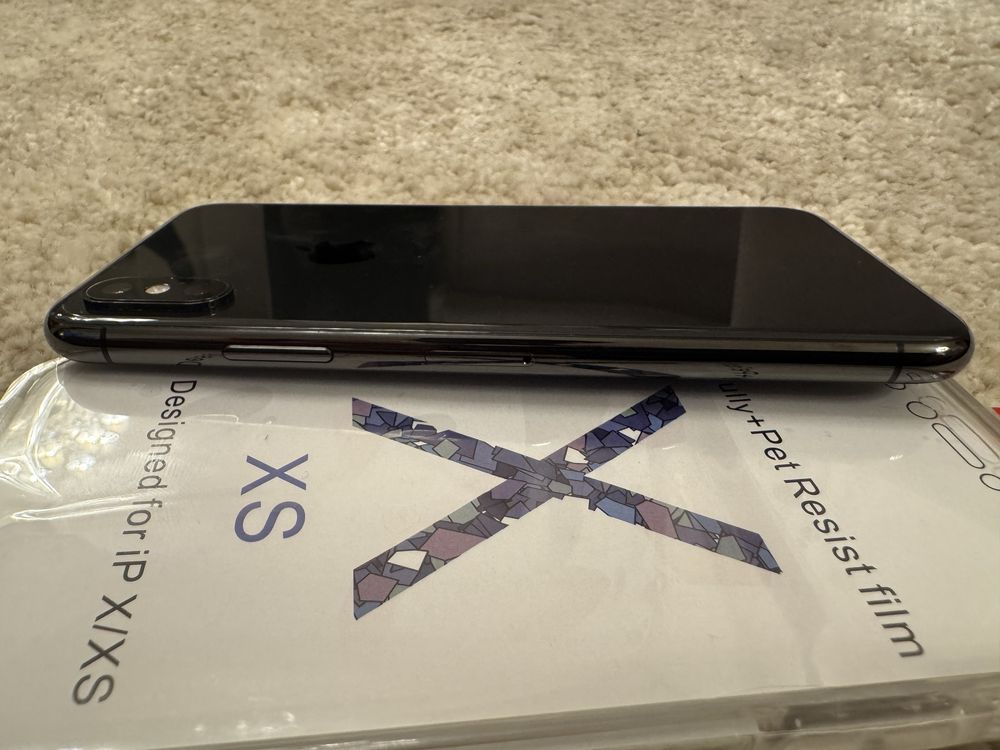 IPhone XS | 256GB | Preto | Desbloqueado (inclui capa proteção 360°)