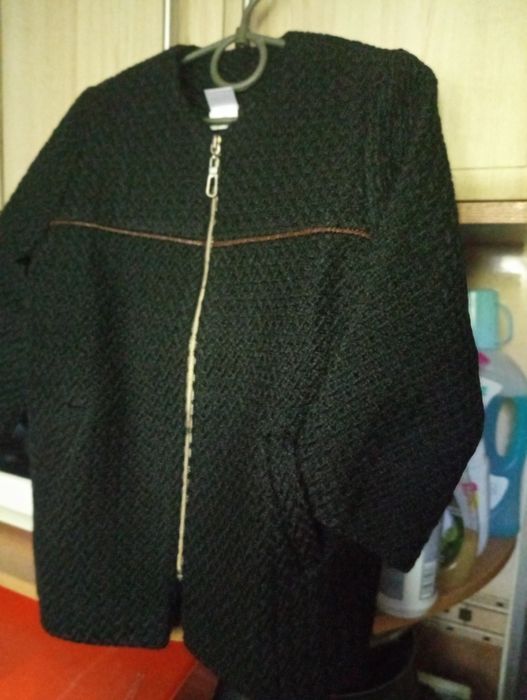 Детский спортивный костюм .