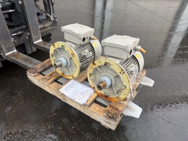 SILNIK elektryczny 5,5 kw komplet 2 szt