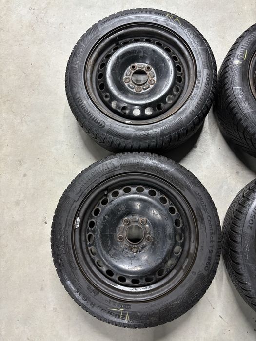 205 55 16 CONTINENTEL #29,31