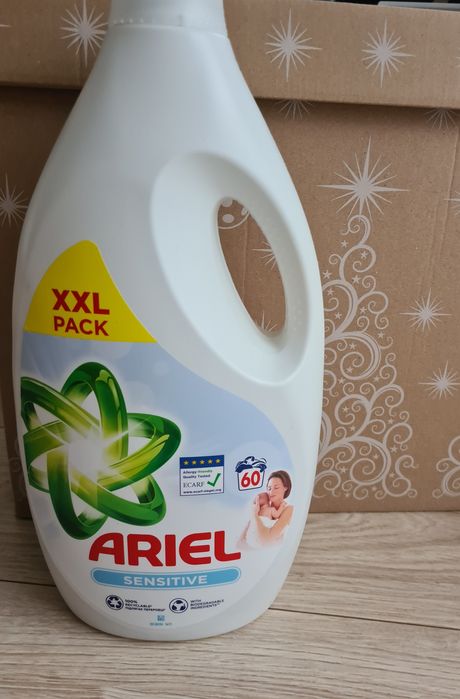 Plyn do pranja Ariel Sensitive  XXL PACK.