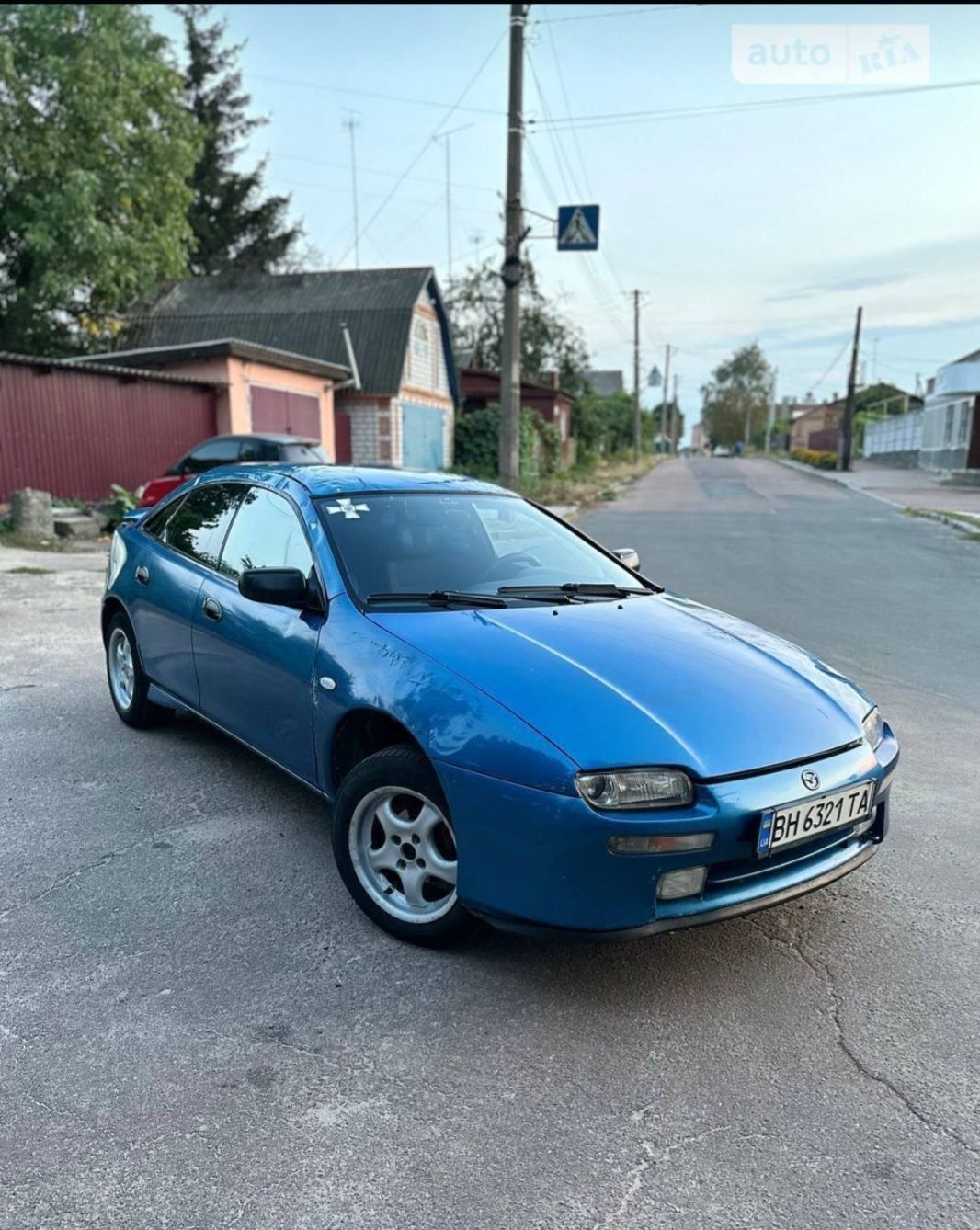 продам на ходу Mazda 323f BA