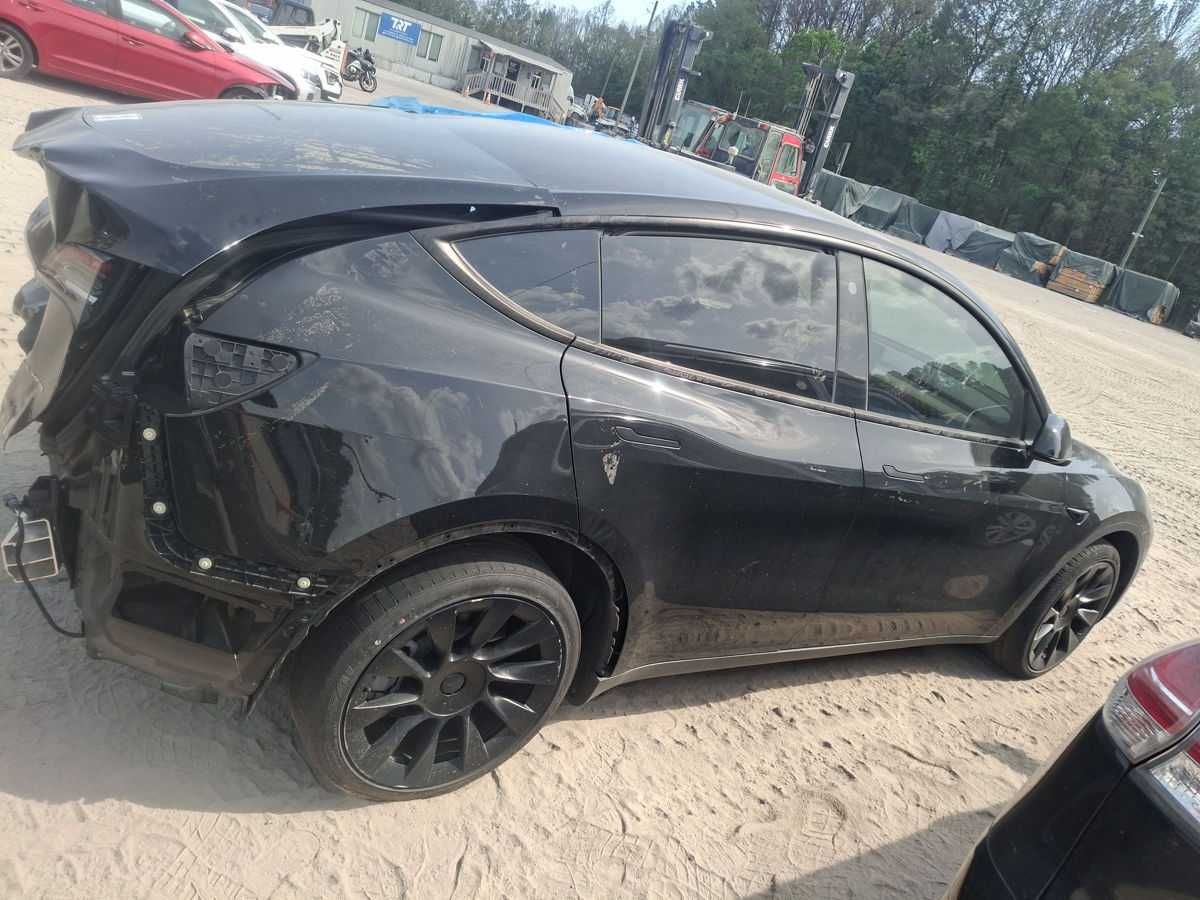 Разборка Tesla Y 2022-2024 Разбор