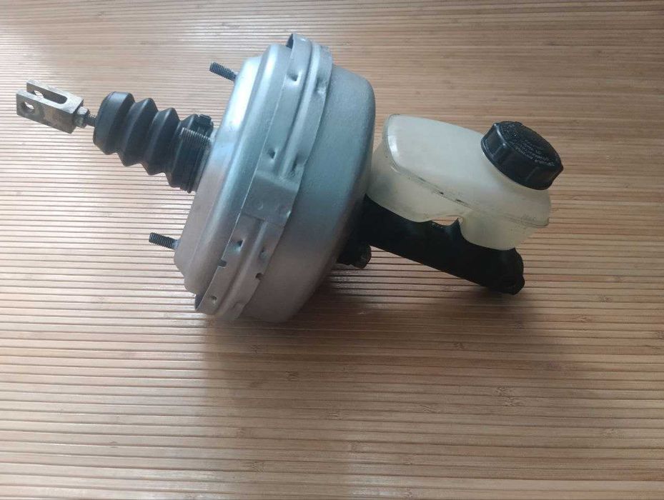 Вакуумный усилитель тормозов с ГТЦ  на Москвич 412, 2140, ИЖ 21251.