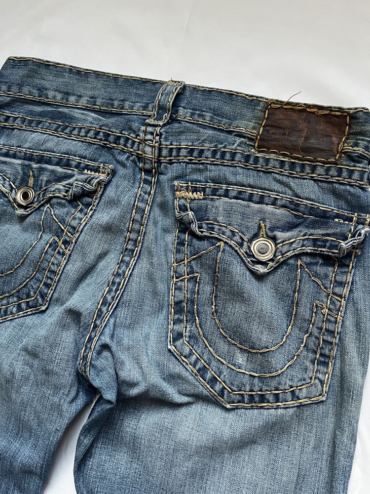 Джинси True Religion