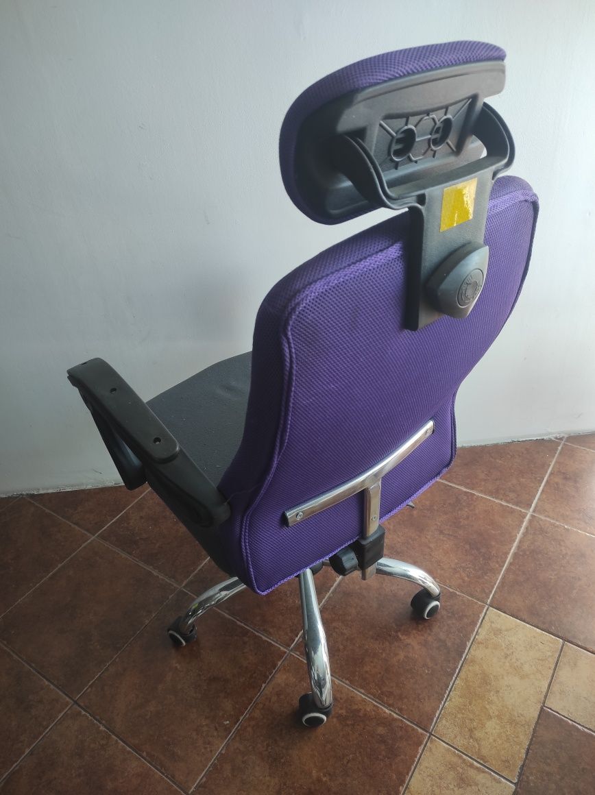 Fotel obrotowy do biurka