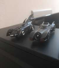 2 miniaturas a escala 1.43 carros de batman