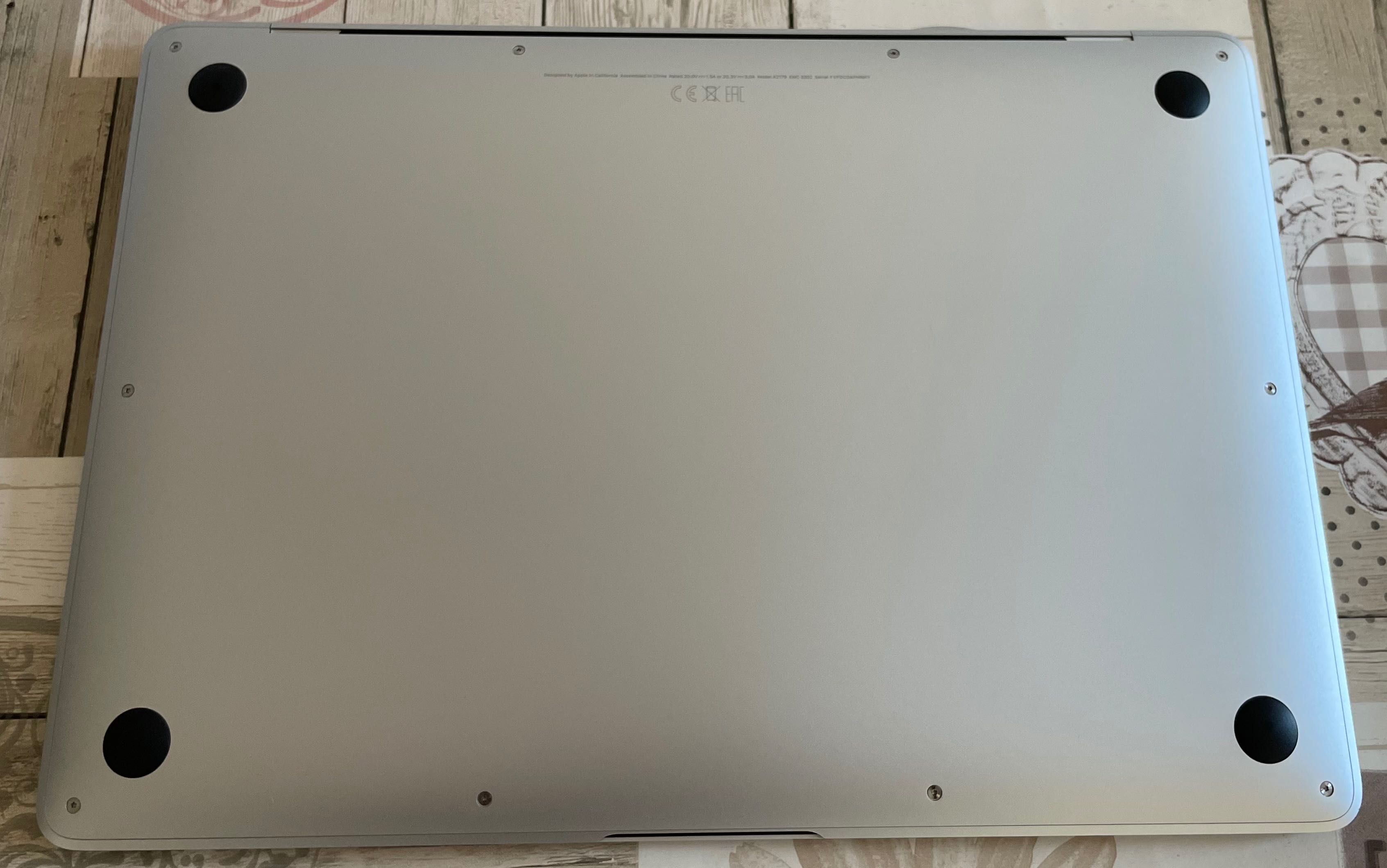 MacBook Air 13" 2020 | i5 4-Core | 16GB RAM | 265GB SSD