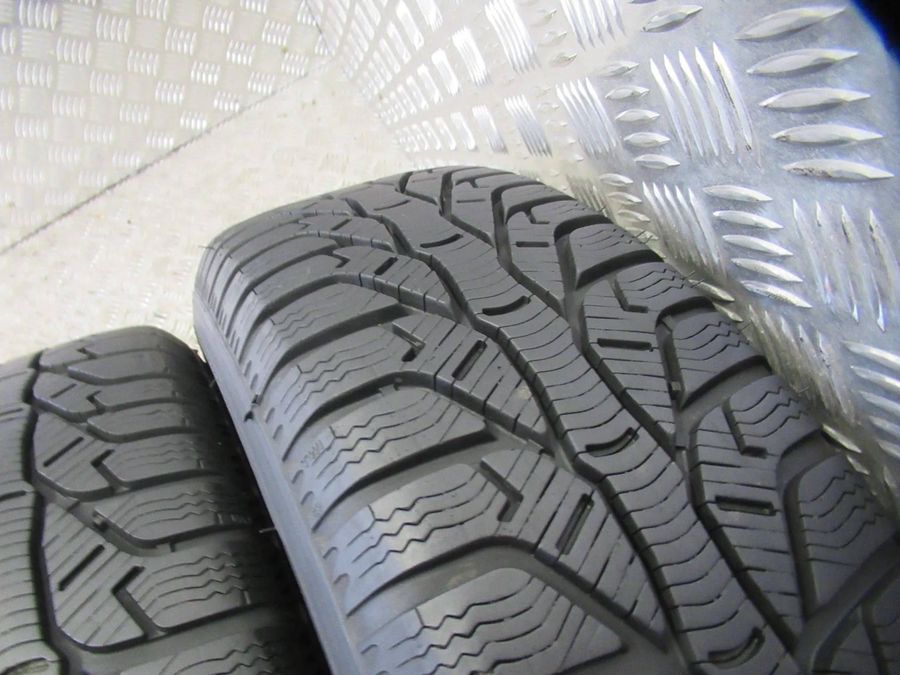 Koła Hyundai I10 I20 Kia Rio Toyota Yaris Suzuki Swift Ignis 5Jx14 et45 4x100