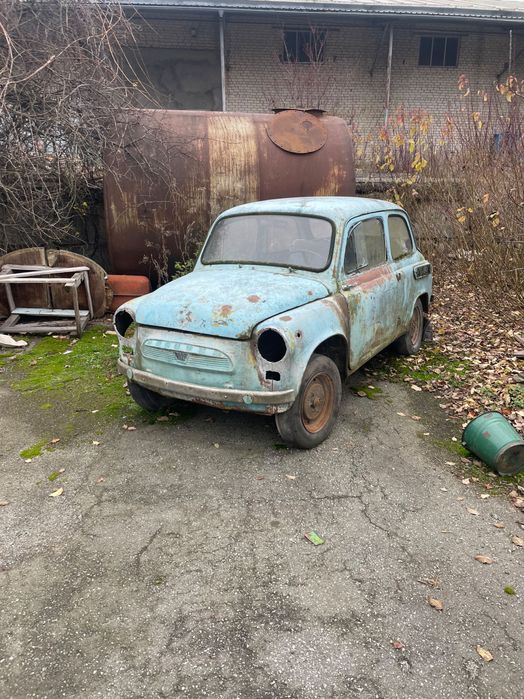 ЗАЗ 965 горбатий