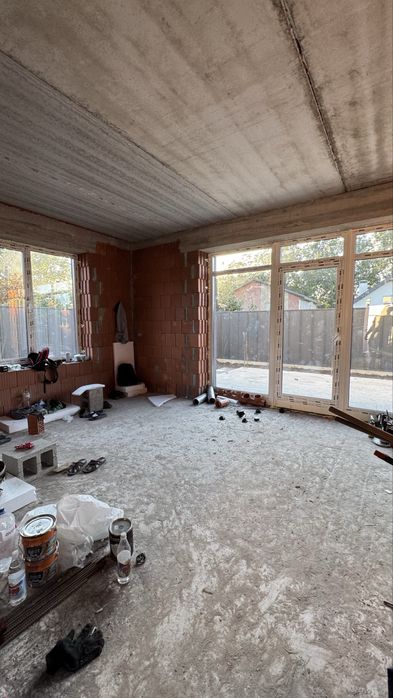 Готовый дом на против парка Дубки. Газ и центральные коммуникации