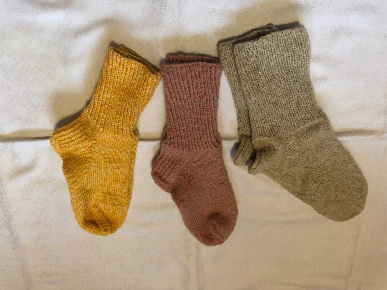 Шкарпетки вовняні ручної роботи