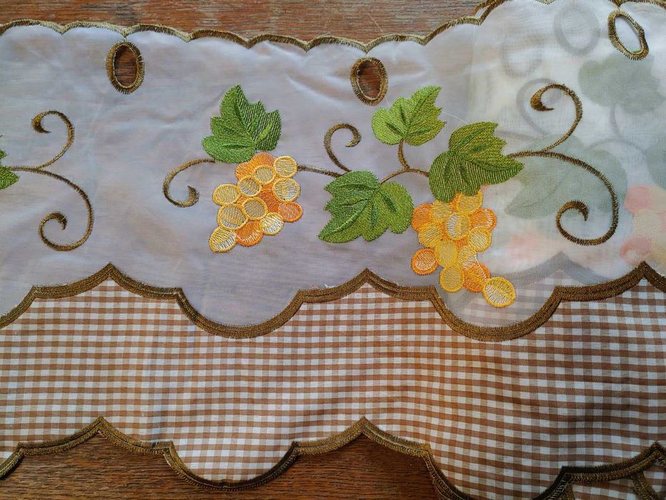 Zazdrostka kuchenna krótka firanka 29cm WINOGRONA