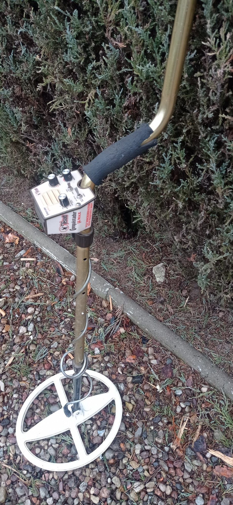 Wykrywacz metali Tesoro conqistador umax