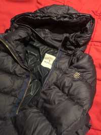 Granatowa kurtka puchowa Moncler