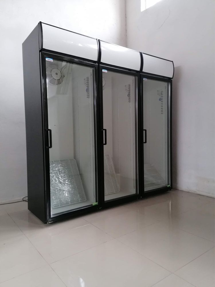 Witryna lchłodziarka lodowka Frigoglass maxi 530l 68 cm .