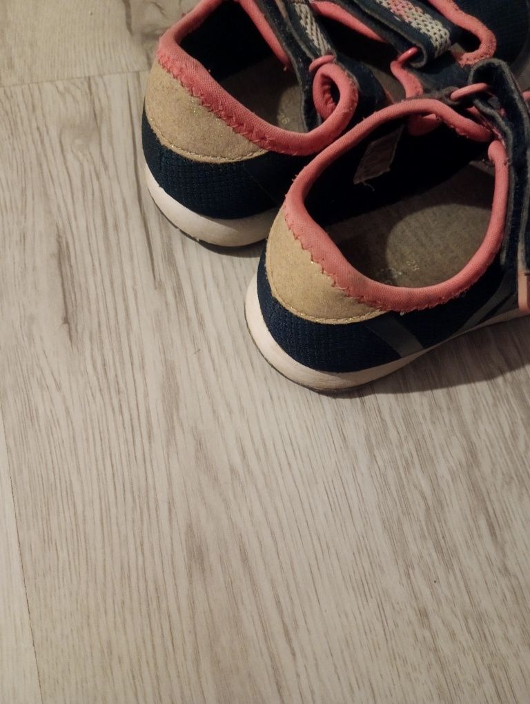 Buty 27 28 4 zł dziewczęce