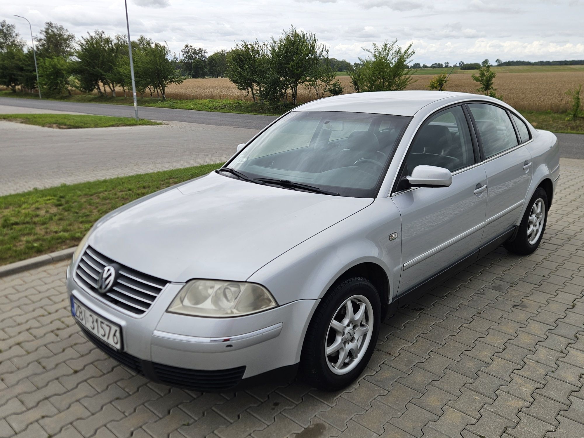 Passat 2.0 4Motion * 4x4 * Skóra * Nawigacja * 240 przebiegu